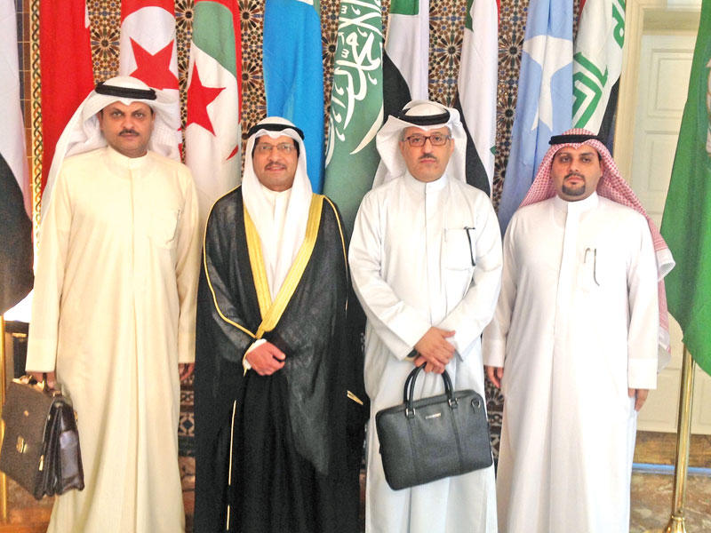 أعضاء الوفد الكويتي المشارك في اجتماع أعمال الدورة الـ37 للمديرين العامين لجمارك الدول العربية