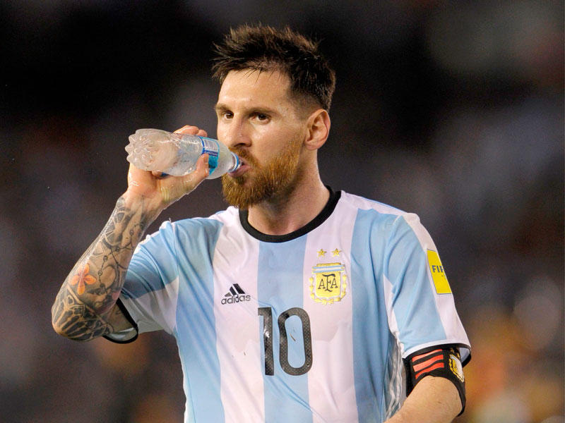  نجم الكرة الأرجنتينية ليونيل ميسي