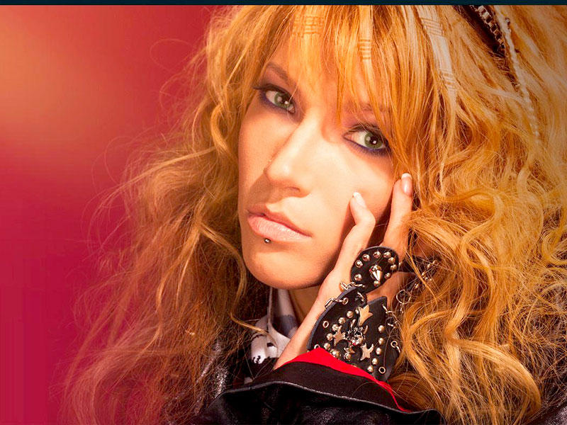  المغنية الروسية يوليا صامويلوفا 