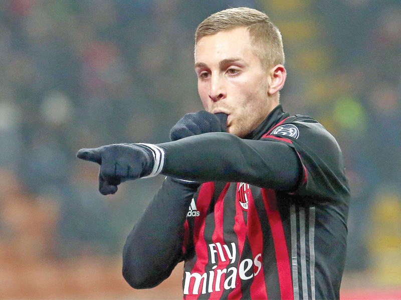 الإسباني جيرارد ديولوفيو