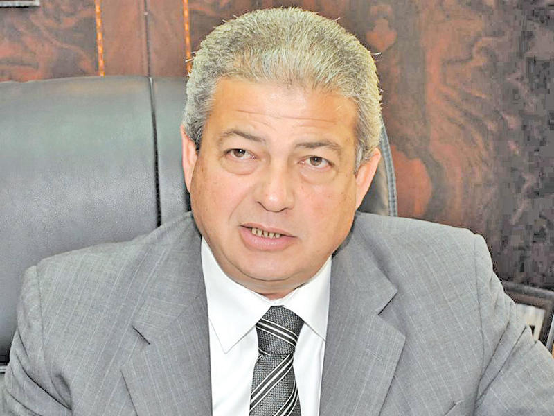  وزير الشباب والرياضة المصري المهندس خالد عبدالعزيز