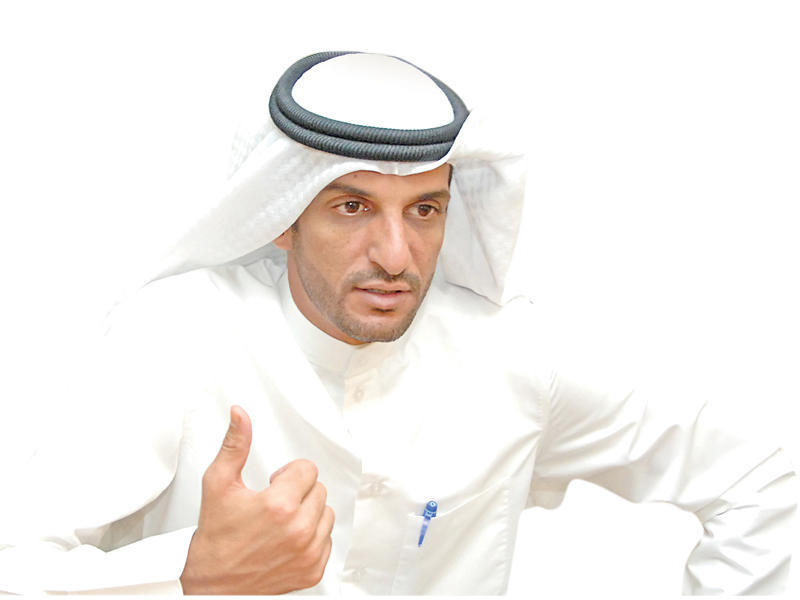  مدير جهاز الكرة في التضامن طلال المرشاد