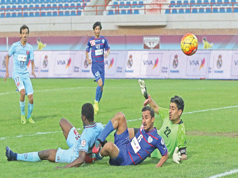 جانب من لقاء النصر والشباب