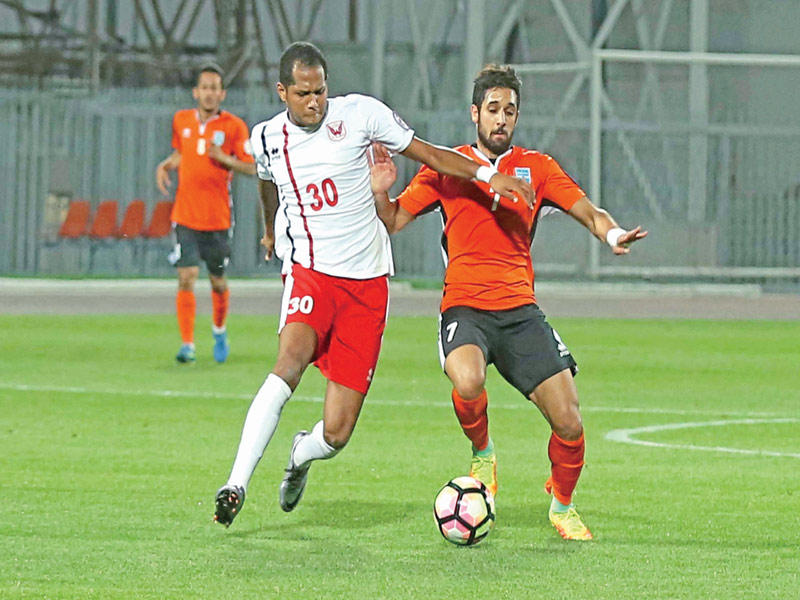 جانب من مباراة الفحيحيل وكاظمة