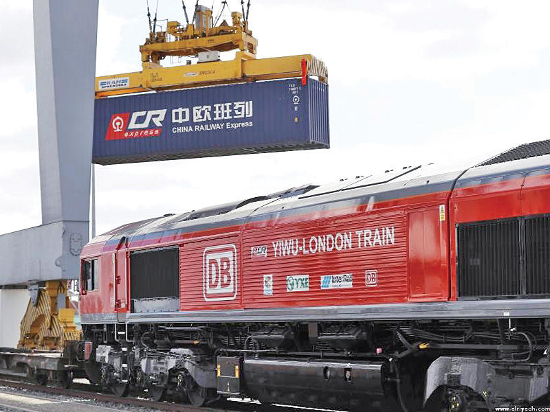 أول قطار شحن يعمل بين بريطانيا والصين
