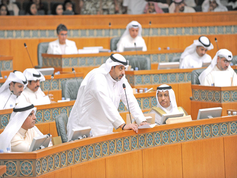 العبدالله يبين وجهة نظر الحكومة