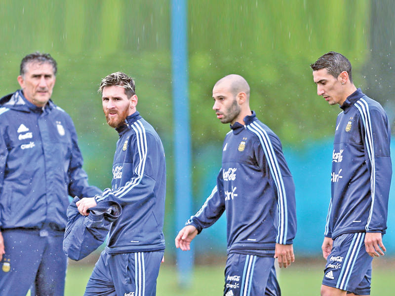 لاعبو المنتخب الأرجنتيني خلال تدريبات سابقة