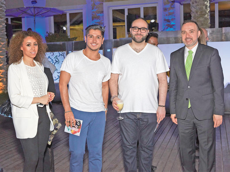 السفير الفرنسي كريستيان نخلة وكريمة عنبر وعدد من الحضورn