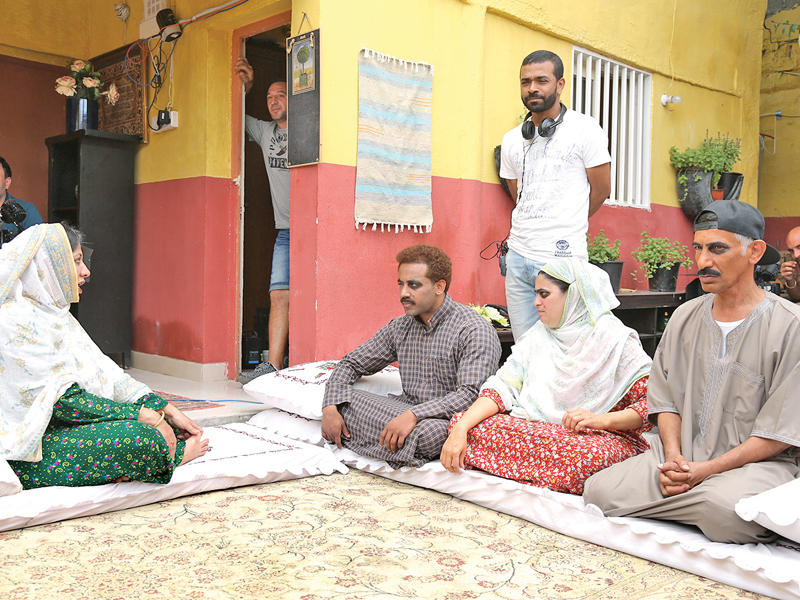 لقطة من مسلسل «على قد الحال»