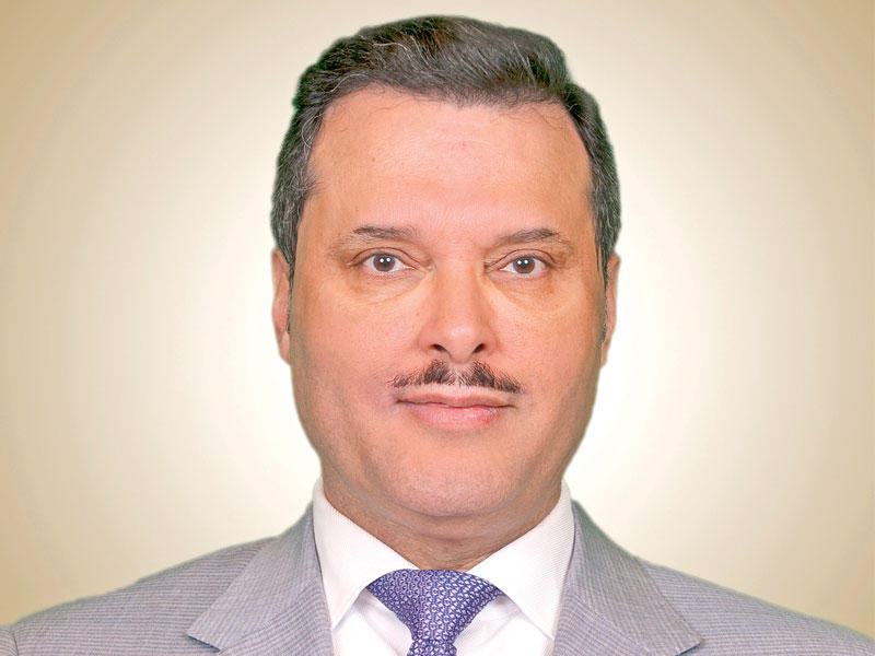 وزير الصحة الدكتور جمال الحربي