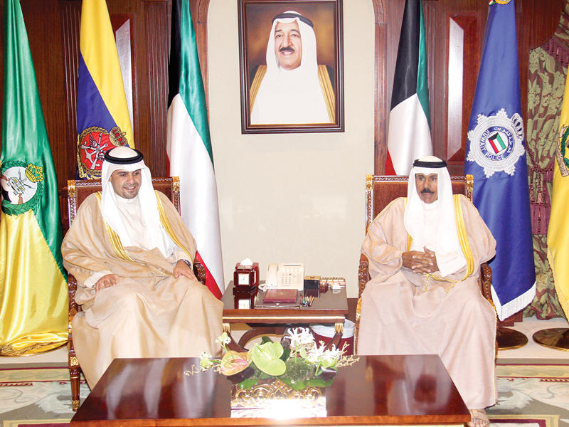 ولي العهد مستقبلاً أنس الصالح أمس