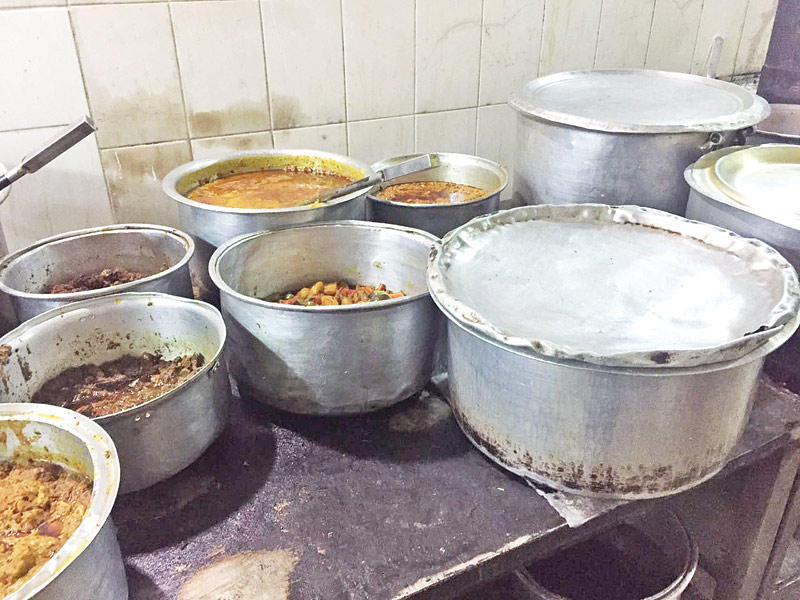 أغذية مخالفة للشروط الصحية