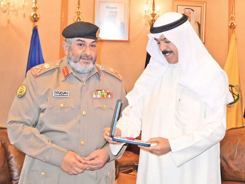 الخالد مهنئاً الصالح