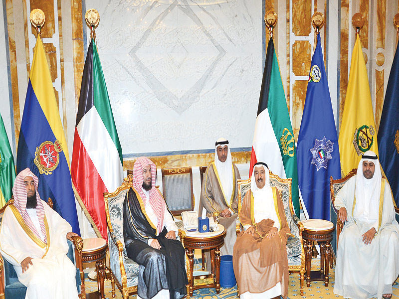 الأمير متوسطاً الشثري والبدير والجبري أمس