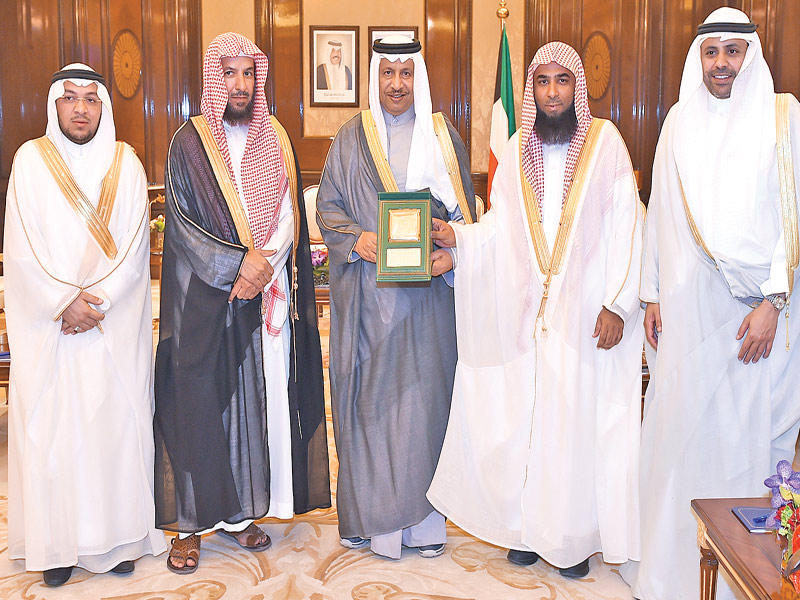 المبارك متوسطاً الشثري والبدير