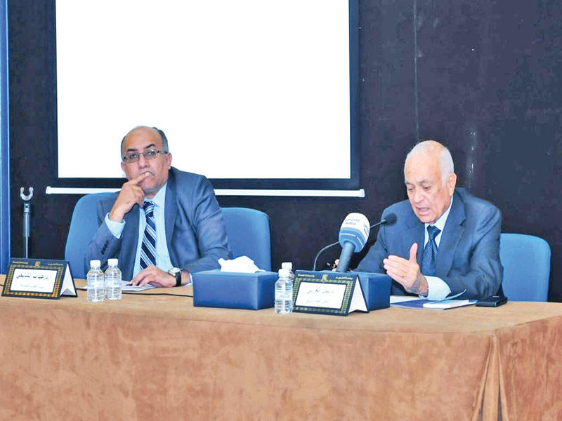 العربي متحدثاً في ندوة «العلوم الاجتماعية» 