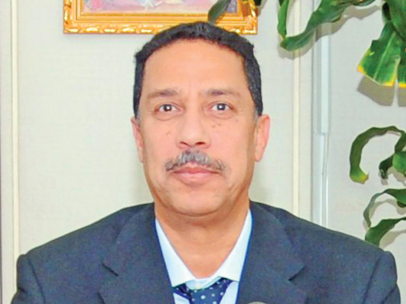 عميد كلية التربية الأساسية في الهيئة العامة للتعليم التطبيقي والتدريب د. فهد الرويشد