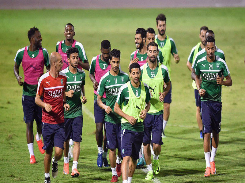 جانب من تدريبات الأهلي السعودي