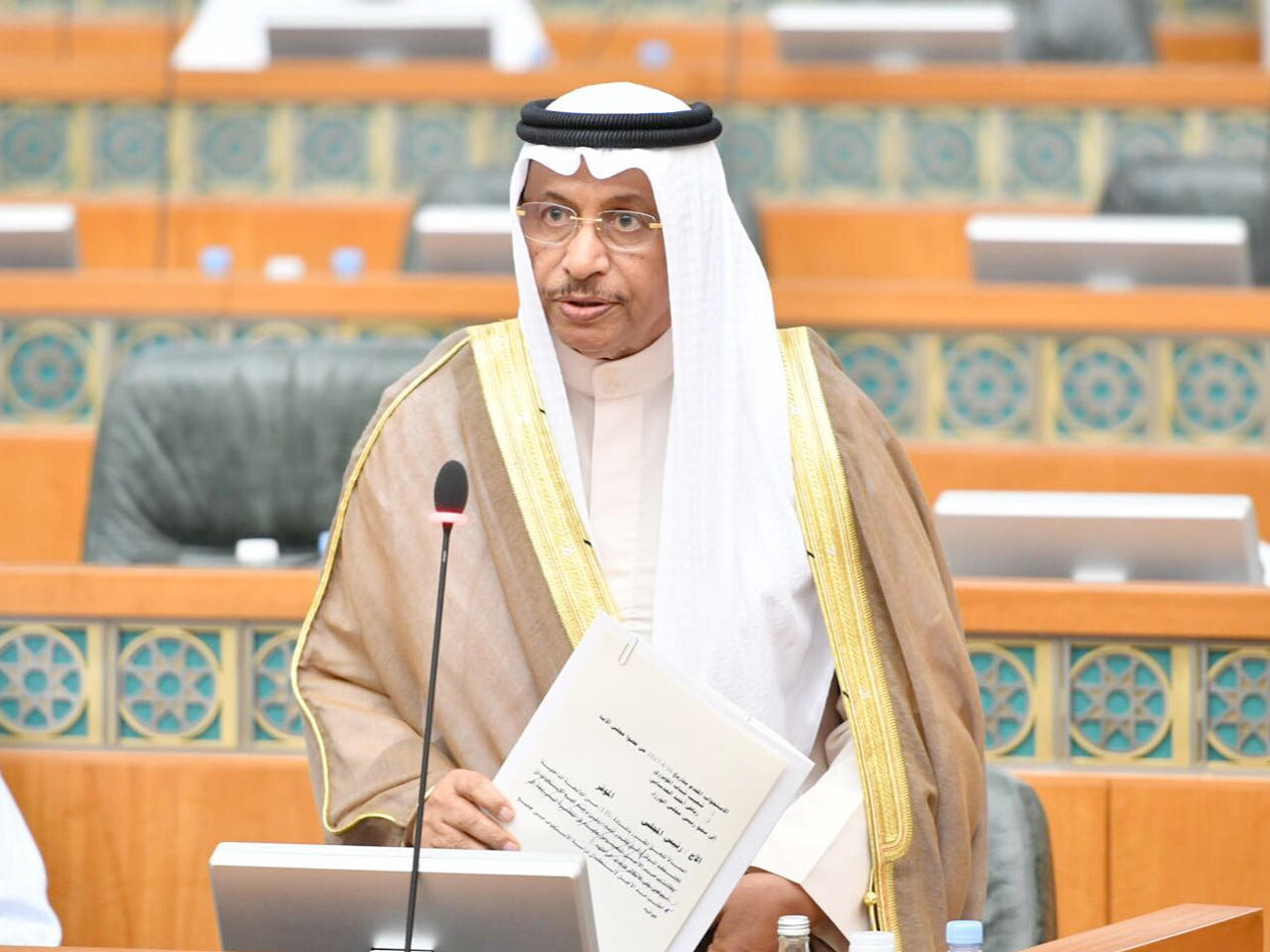 و رئيس مجلس الوزراء الشيخ جابر المبارك الحمد الصباح