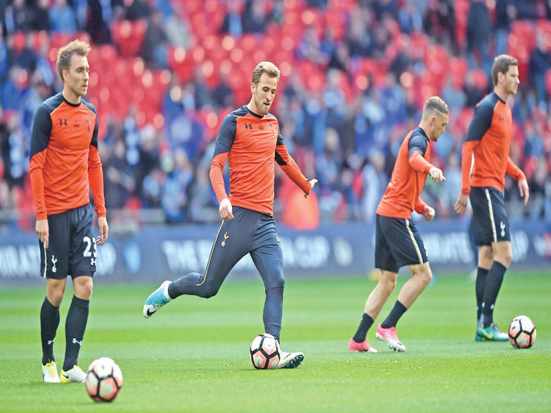 جانب من تدريبات توتنهام