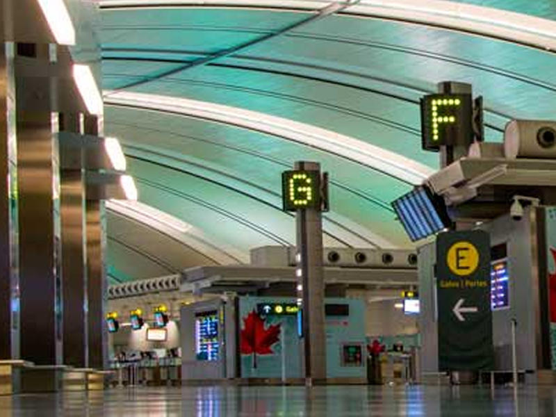  مطار تورونتو 