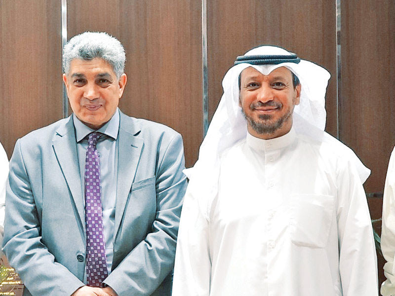 الحيص وعماد ناصف