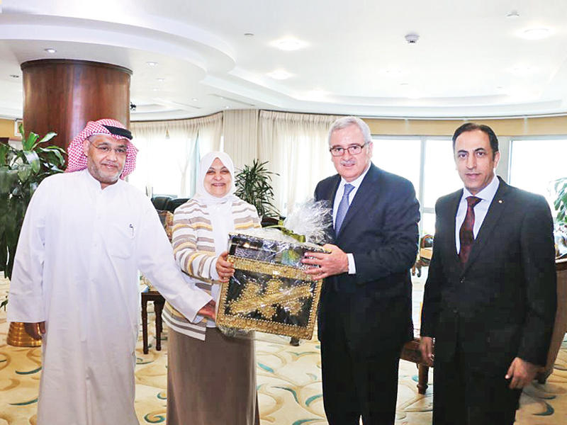 الصبيح خلال تكريم وزير شؤون المرأة اللبناني 