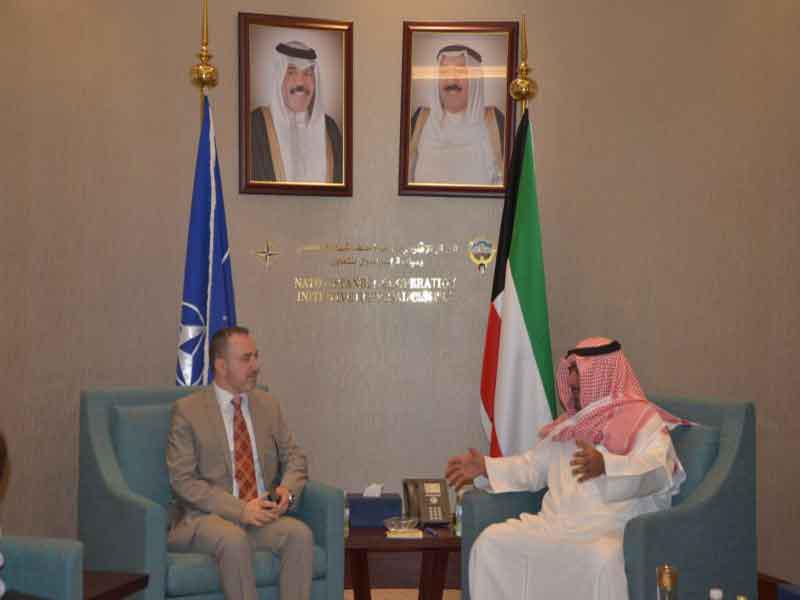 العلي مستقبلاً السفير الفرنسي 