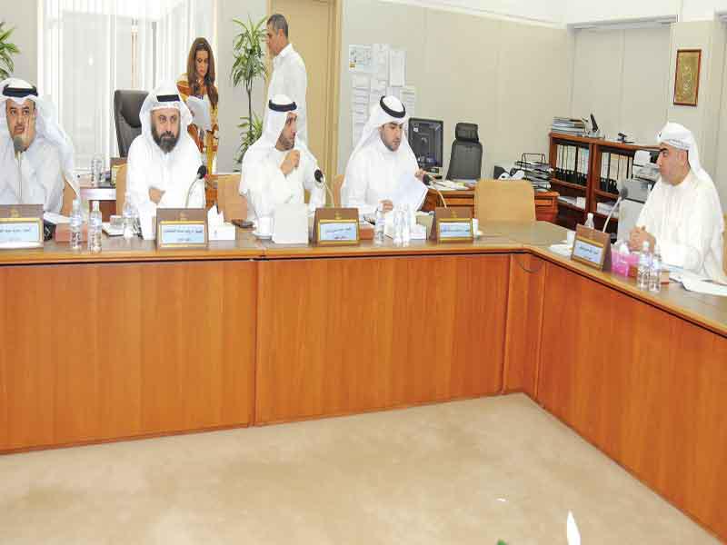 اجتماع سابق للجنة التشريعية