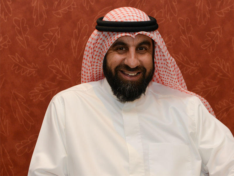 مدير جهاز الكرة في نادي الشباب جابر الزنكي