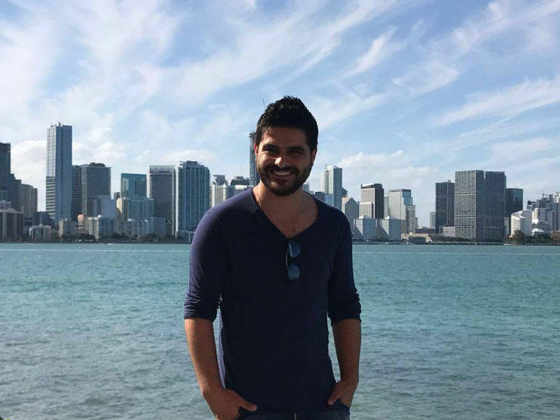 ناصيف زيتون