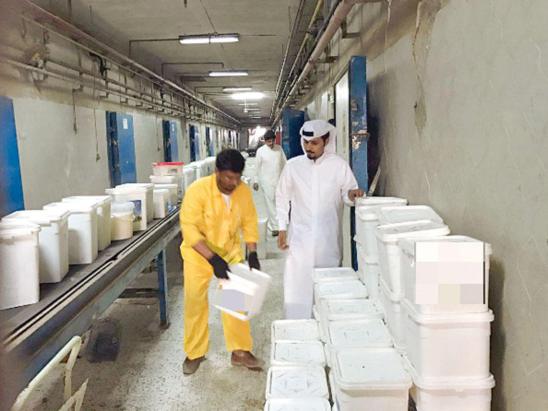 جانب من مضبوطات حملة البلديةn