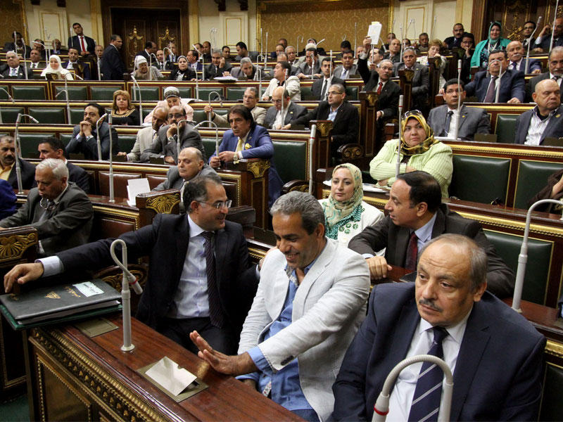 جانب من الجلسة العامة للبرلمان المصري بمقره وسط القاهرة أمس (الجريدة)