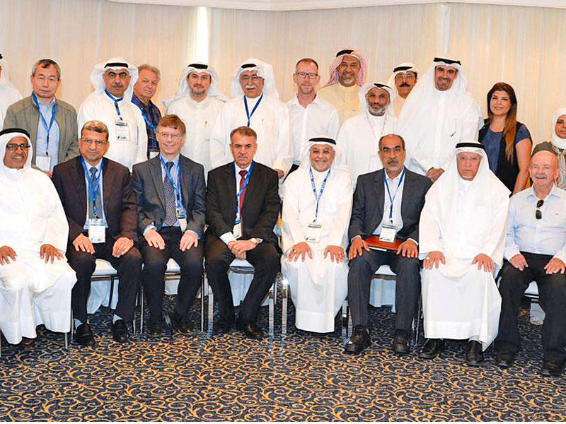 جانب من المشاركين في الورشة