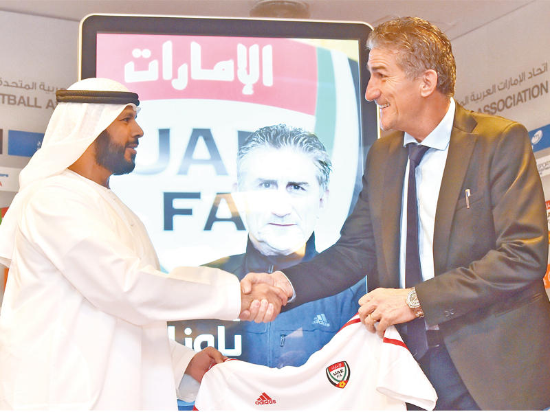 باوتسا ورئيس الاتحاد الإماراتي بن غليظة