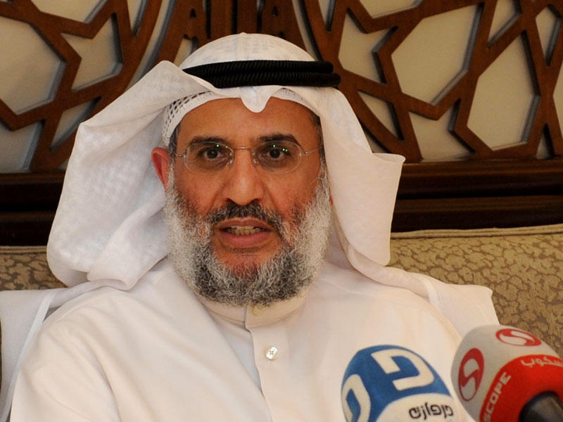  وزير الأشغال العامة عبدالرحمن المطوع