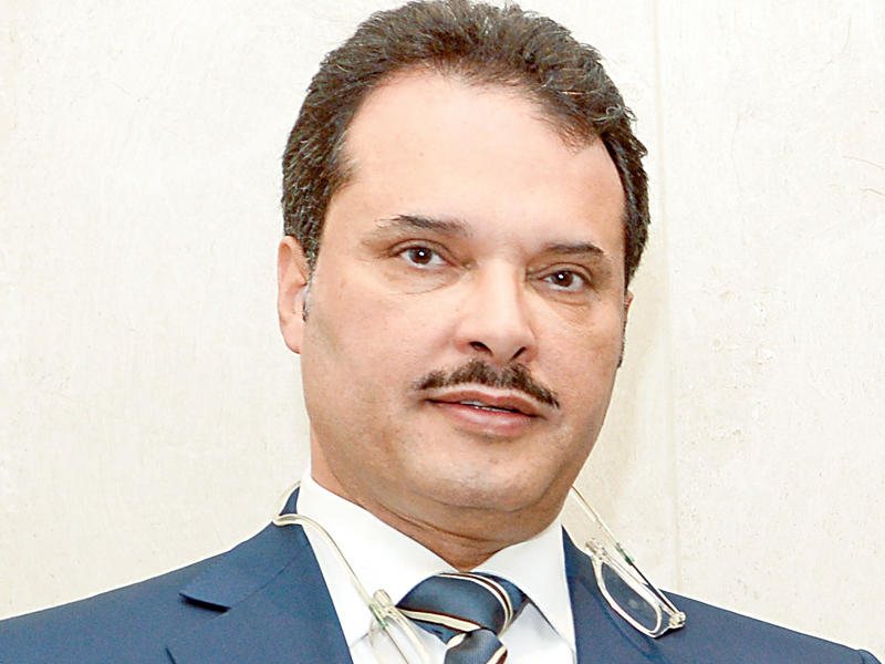 وزير الصحة د. جمال الحربي