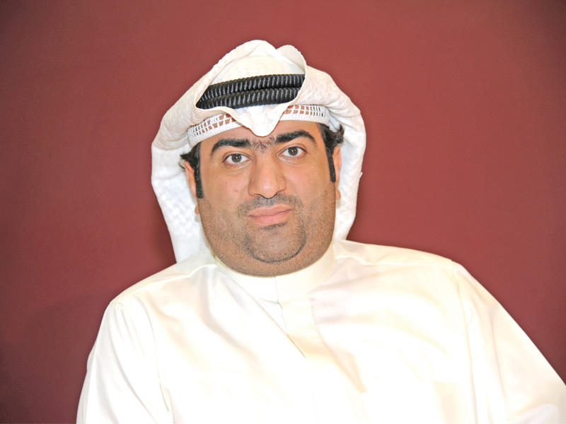 وزير التجارة والصناعة وزير الدولة لشؤون الشباب بالوكالة، خالد الروضان