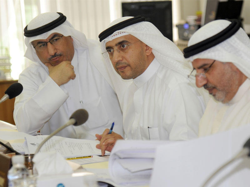 وزير التربية وفريقه في اجتماع «التعليمية»