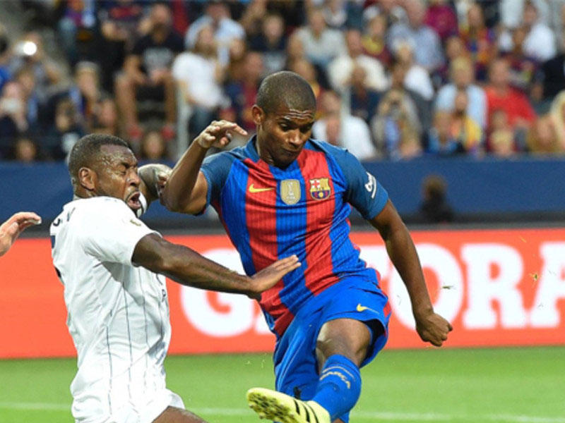 دفاع برشلونة، البرازيلي الصاعد مارلون سانتوس