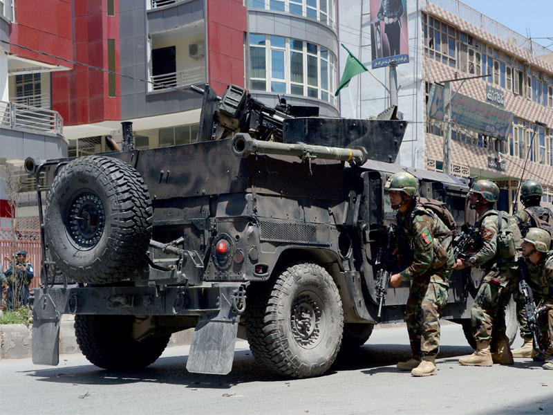 اقتحمت قوات الأمن الأفغانية موقعا في موقع تفجير انتحاري في جلال آباد