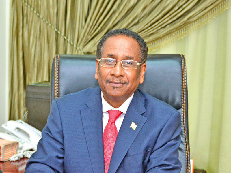 سفير جمهورية جيبوتي لدى البلاد محمد مؤمن 