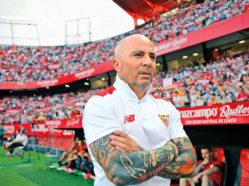 سامباولي مدرب نادي إشبيلية