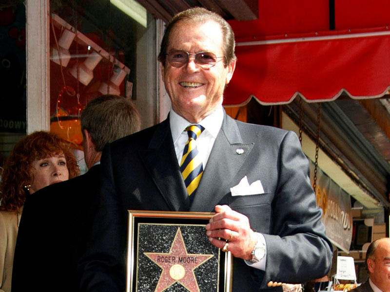 الممثل البريطاني روجر مور