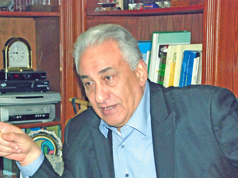  نقيب المحامين المصريين رئيس اتحاد المحامين العرب سامح عاشور