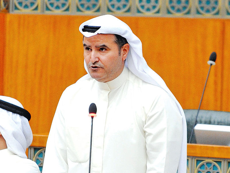 وزير الكهرباء والماء عصام المرزوق 