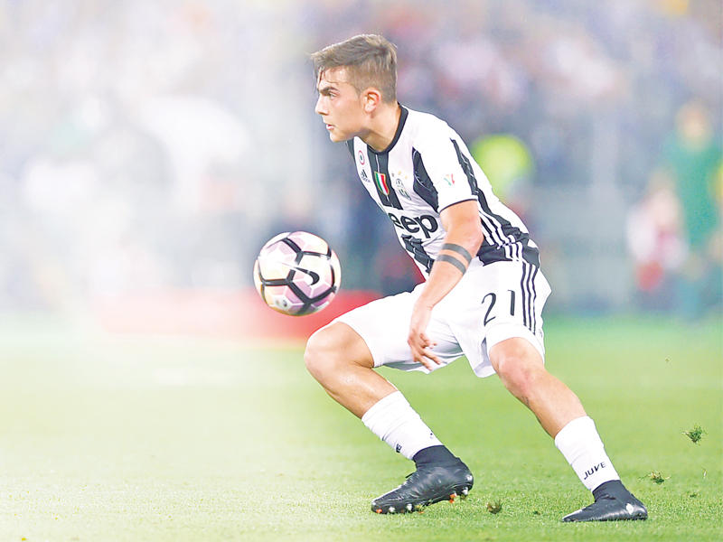 ديبالا نجم فريق اليوفي