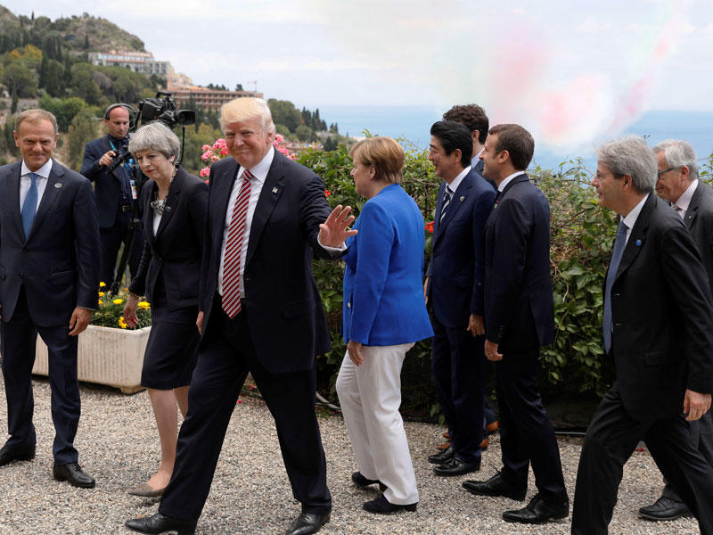 مجموعة السبعة في تاورمينا، صقلية، إيطاليا