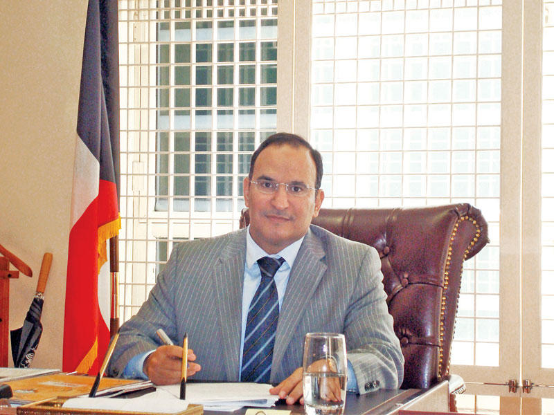 المندوب الدائم لدولة الكويت لدى الأمم المتحدة السفير منصور العتيبي