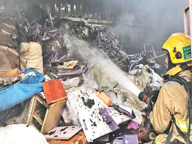 آثار الحريق في المنزل